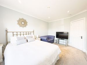 Photo 36- click for photo gallery